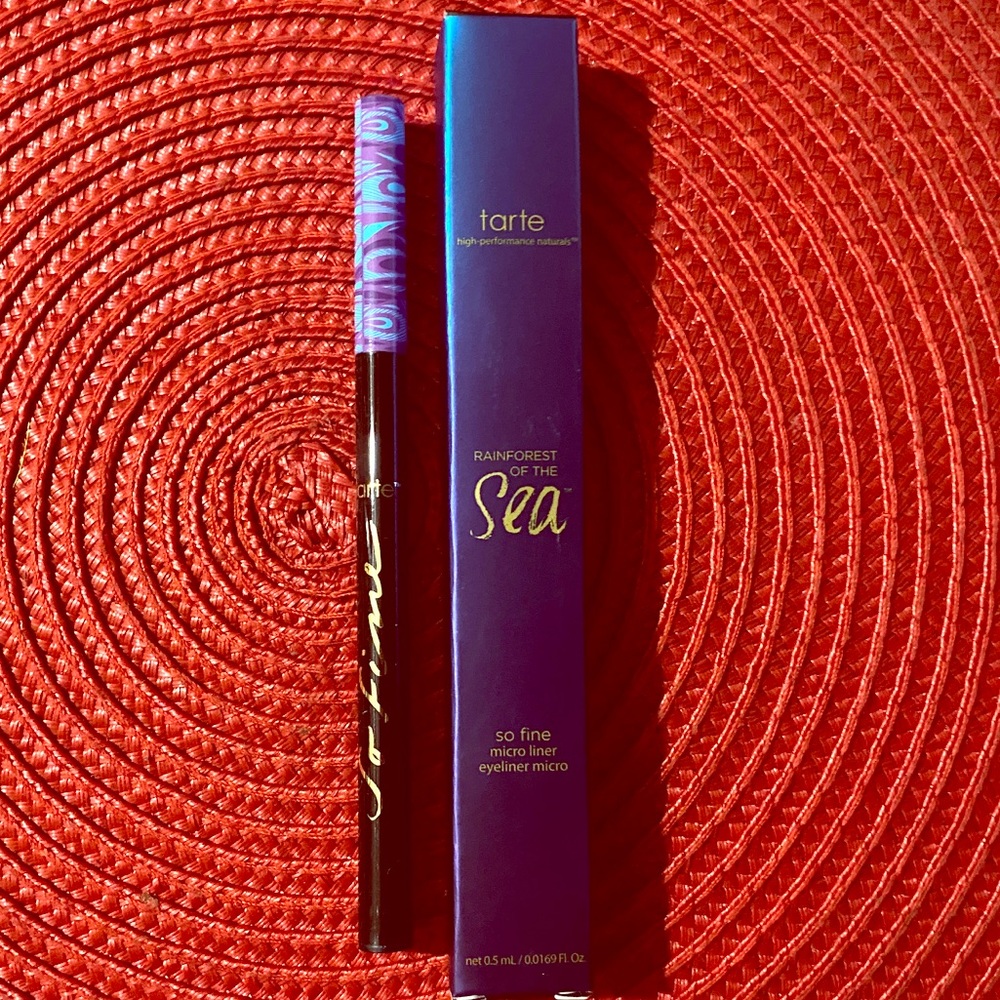 Tarte Rainforest of the Sea micro liner